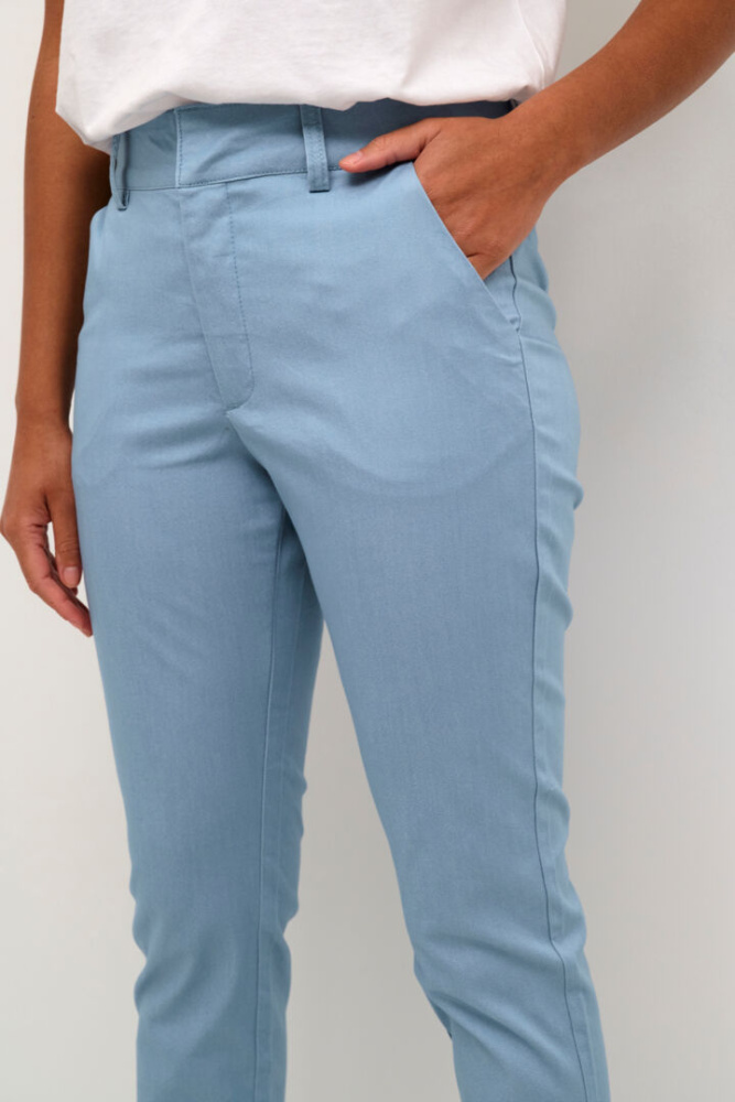 Hovedbilde KAlea Chino Pants 10505191 - Faded Denim 174021