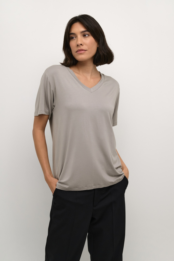 Hovedbilde KAFrida V-neck Tee 10508581 - Steeple Grey 171500