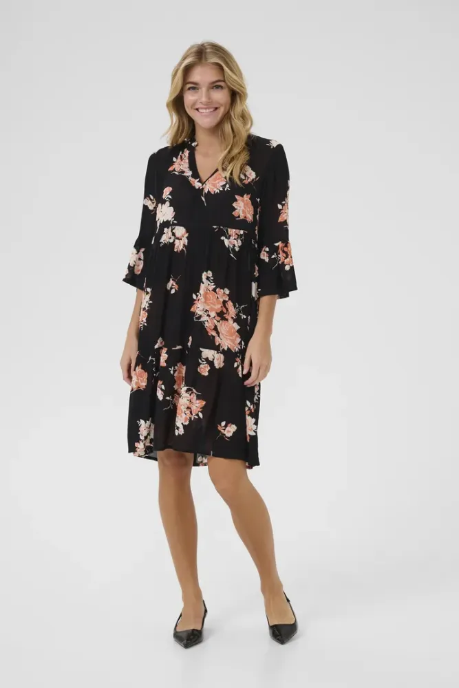 Hovedbilde KAEdita Amber Dress 10506330 - Black/Peach Flowers 107768