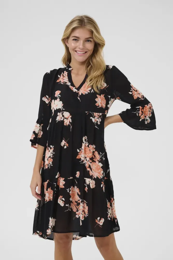 Hovedbilde KAEdita Amber Dress 10506330 - Black/Peach Flowers 107768
