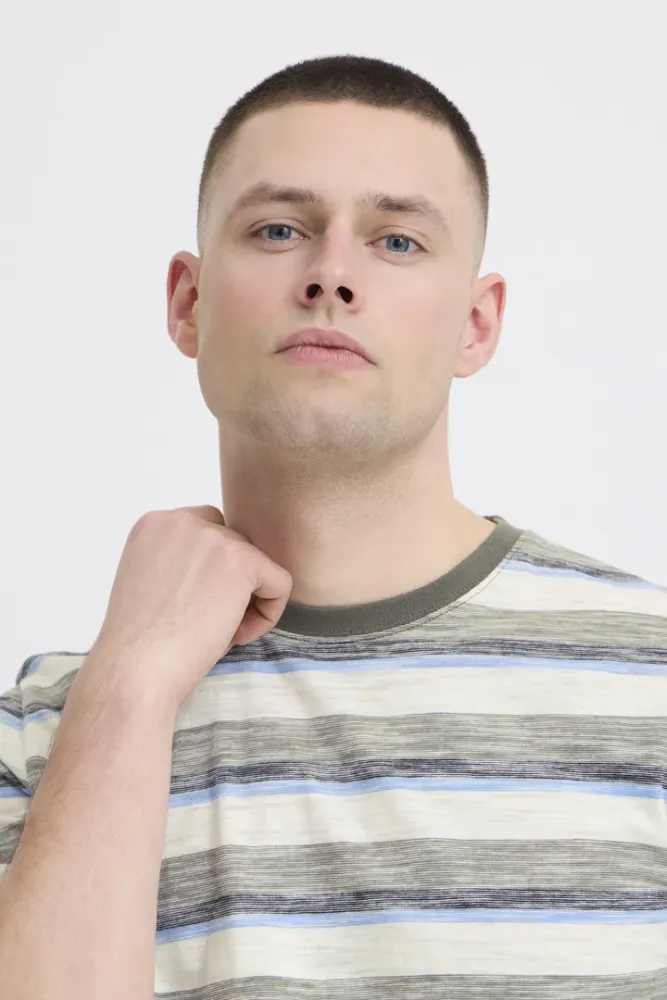 Hovedbilde Blend Kobe T-shirt 20720588 - Dusty Olive 900003585