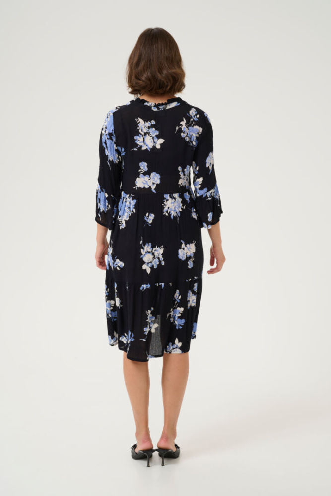 Hovedbilde KAEdita Amber Dress 10506330 - Black/Blue Flowers 107339