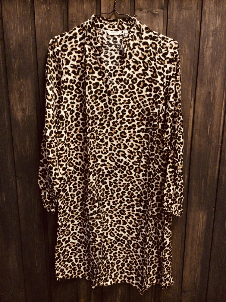 Hovedbilde BYHinva Dress 20816097 - Coffee Liqueur Mix 202189