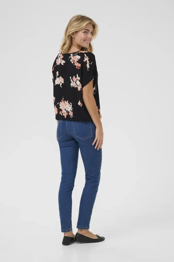 Hovedbilde KAAmber Blouse 10509812 - Black/Peach Flowers 107768