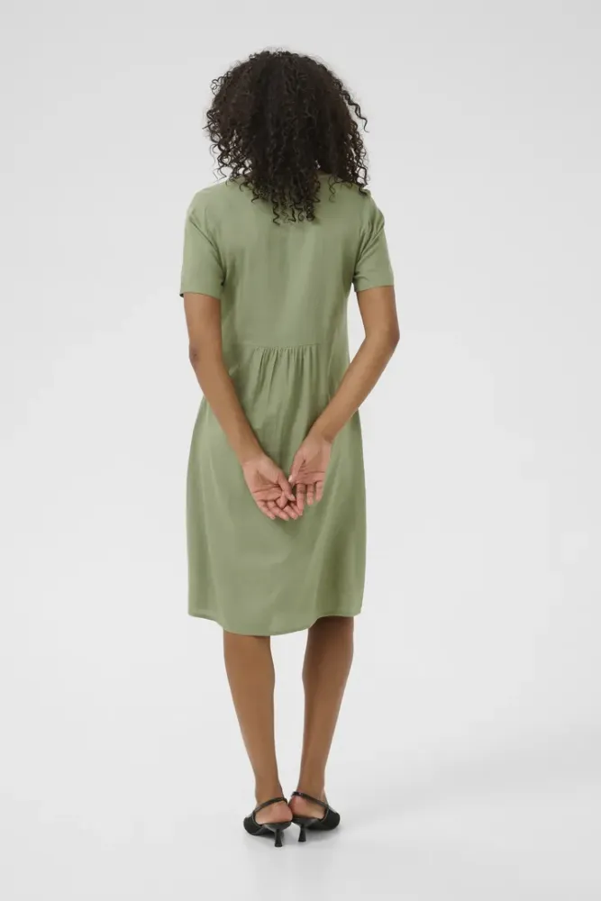 Bilde av Kaffe KAmilia Dress 10508362 - Oil Green 170115